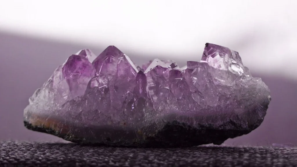 Los Materiales en la Materia: Sustancias Puras y Mezclas