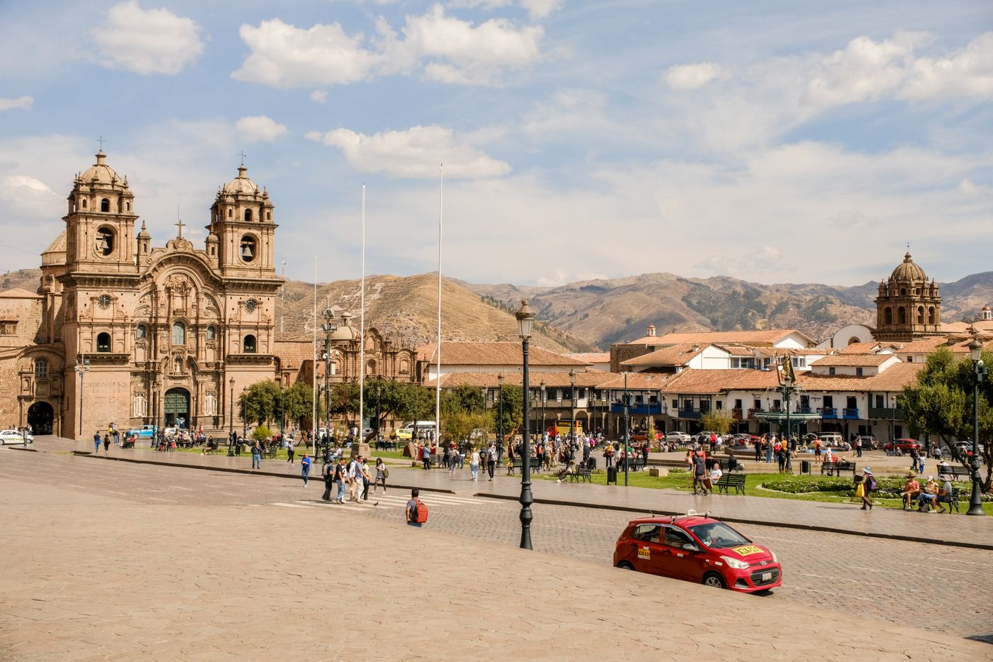 La herencia colonial: Iglesia, cultura y memoria