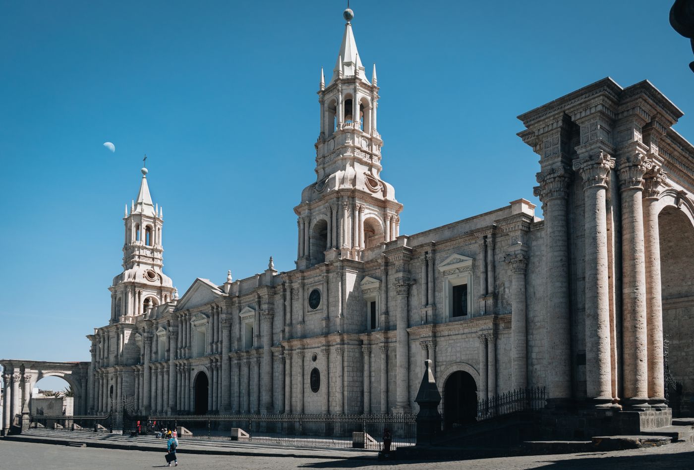 El orden colonial: instituciones, Iglesia y jerarquías