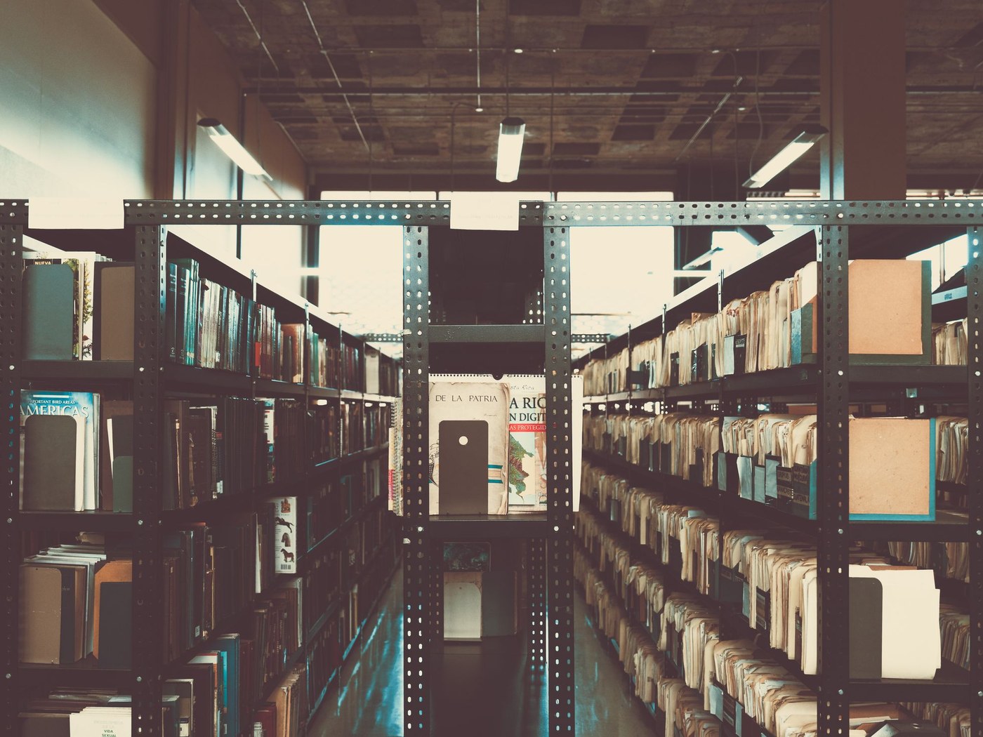 La Literatura Costarricense y sus Etapas